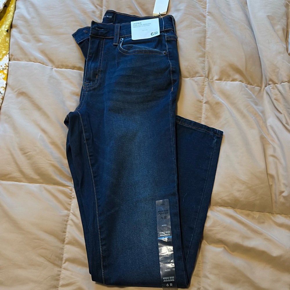 NWT AERO | High Rose Jegging